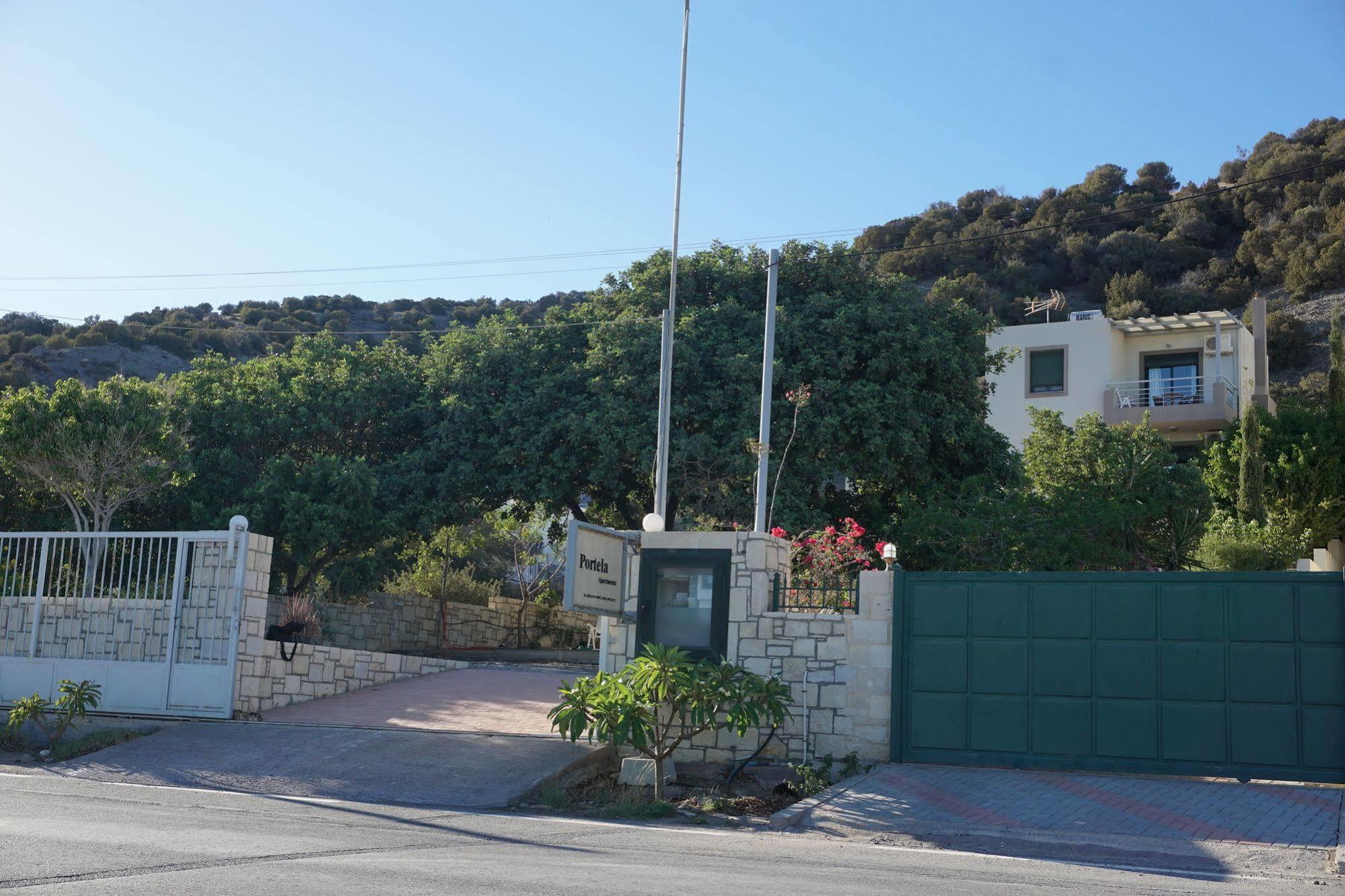 Portela Apartments Kampoula Keratokampos Exterior photo